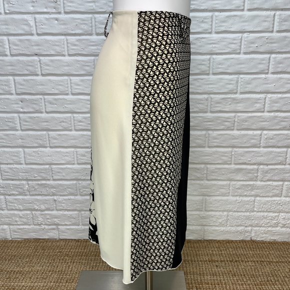 Oscar de la Renta Black and White Patterned Skirt - Picture 4 of 6